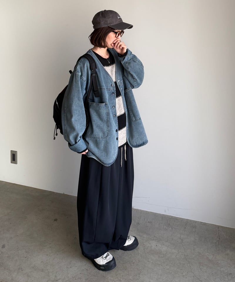 v-collar denim jacket | ARULLE