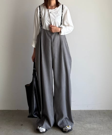 neck button long t-shirt