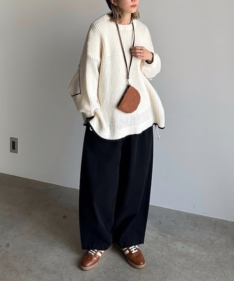 loose tapered pants
