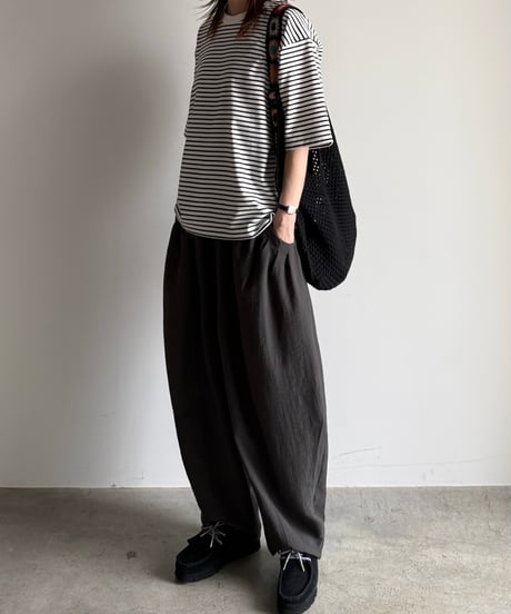 back tag border t-shirt