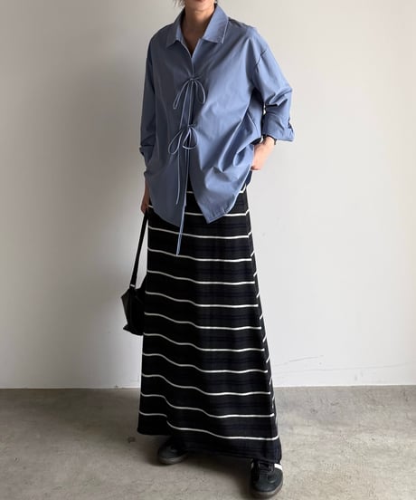 front ribbon blue shirt