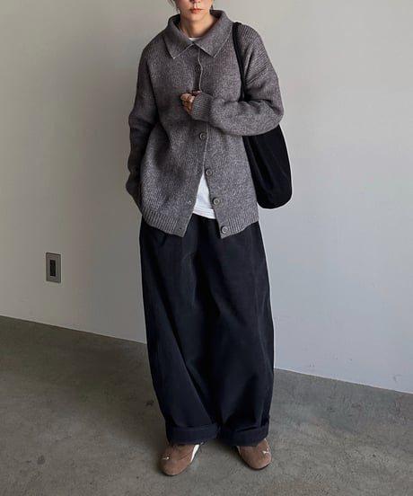 oval relax corduroy pants