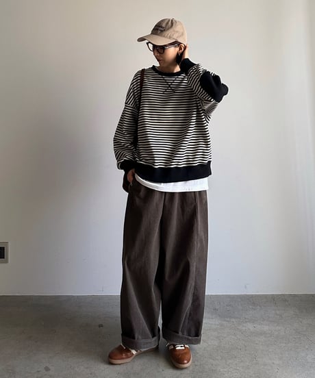 oval relax corduroy pants