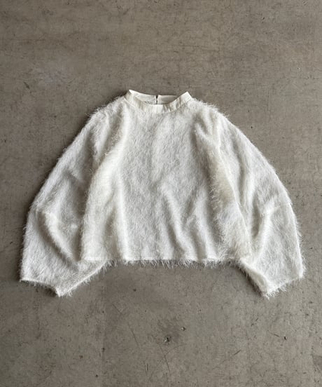 feather top pullover