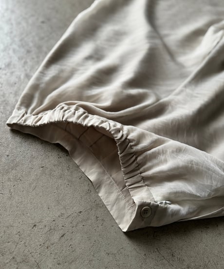 sheer lyocell tuck pants〈new color〉