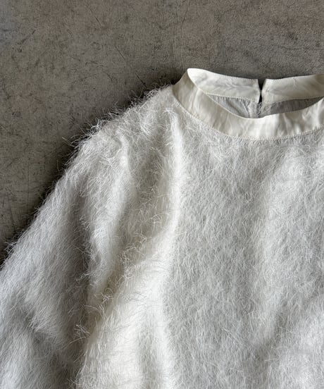 feather top pullover