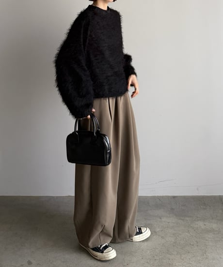 feather top pullover