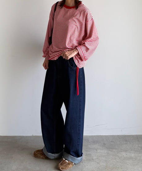 side drost  border t-shirt