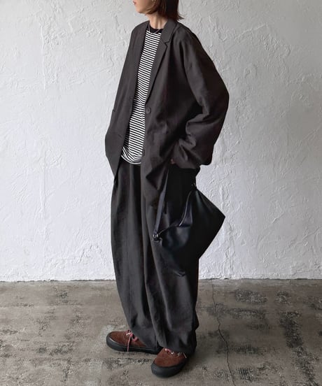 side drost  border t-shirt