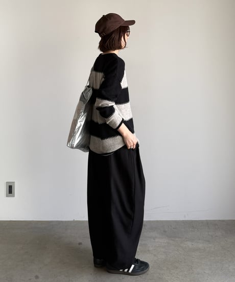 wide pitch border knit