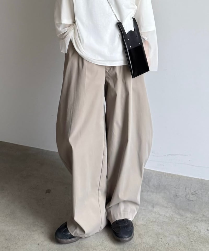 Nala コクーンチノパンツ　S 美品 Nala cocoon chino pants ナラ コクーン チノパンツ ベージュ M