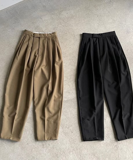 tapered ankle pants
