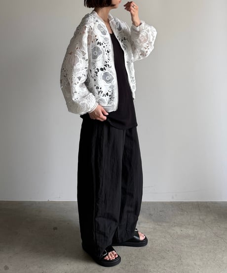 loose tapered wide pants