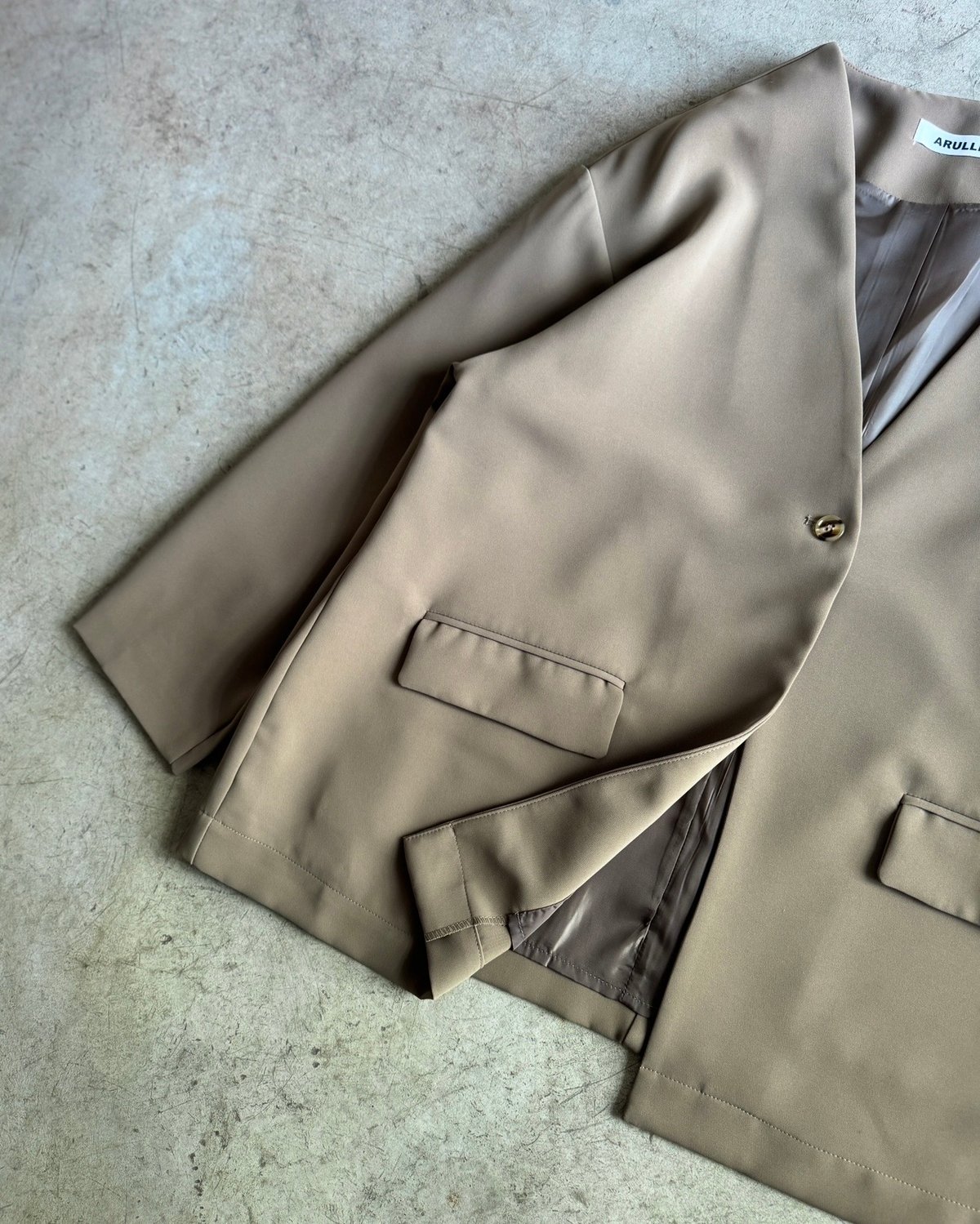 collarless cocoon jacket (set up対応) | ARULLE