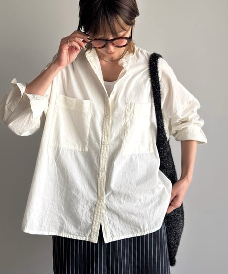 stand collar boyish shirt〈plain〉