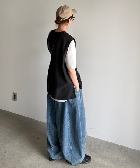 layered linen-like vest