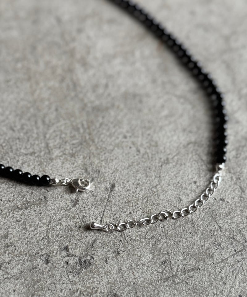 tiny black beads necklace