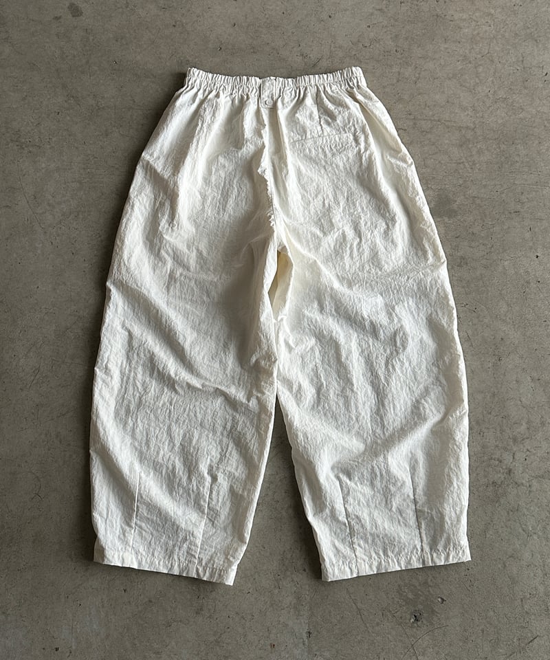 loose tapered wide pants | ARULLE
