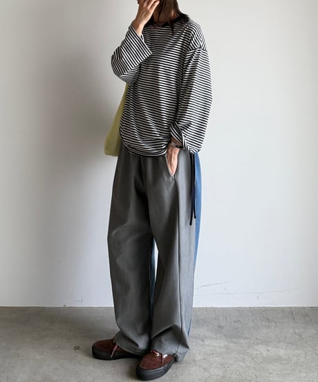 side drost  border t-shirt