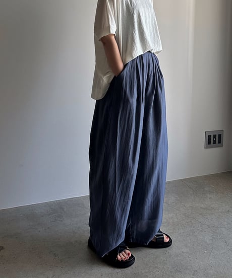 sheer lyocell tuck pants