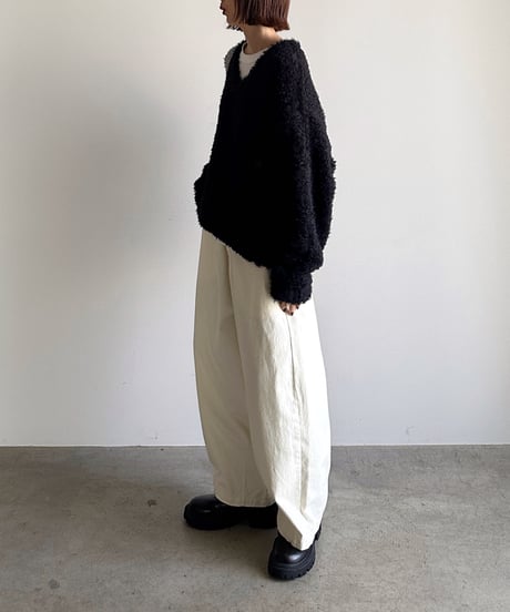 loose tapered pants