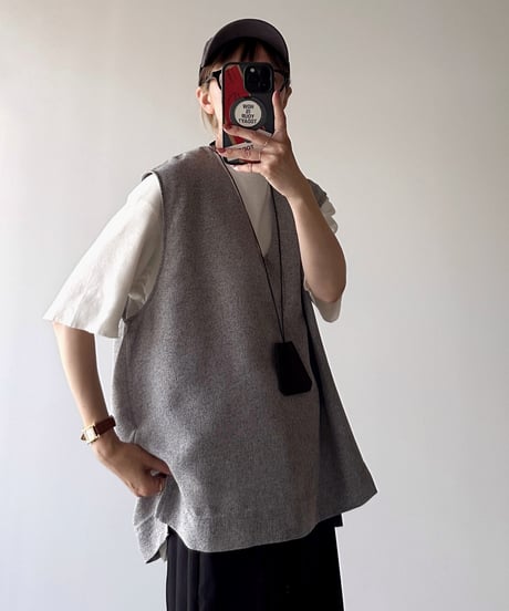layered linen-like vest