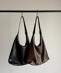 casual carry one shoulder bag