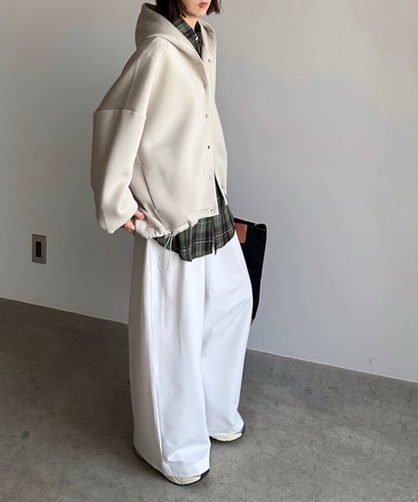 tuck wide slacks