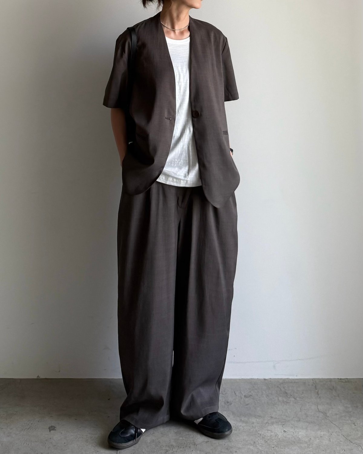 v-collar short sleeve jacket (set up対応) | ARULLE