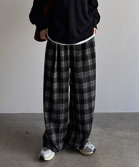 easy check pants