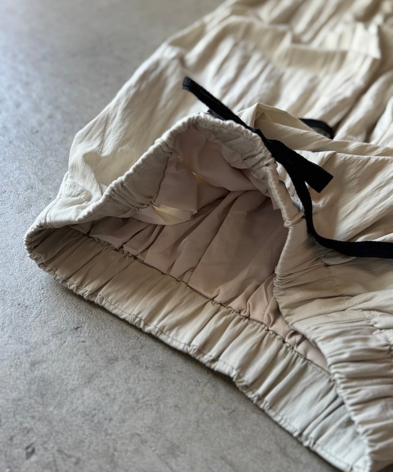 color drawstring easy pants【一部予約】 | ARULLE