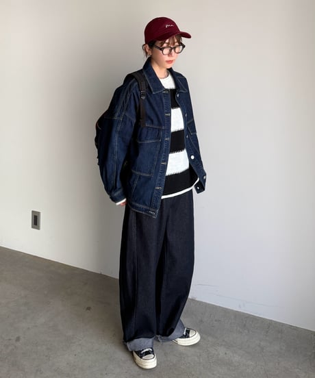 pleats curve denim