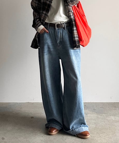 loose wide denim