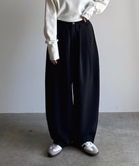 two tuck cocoon pants (set up対応)