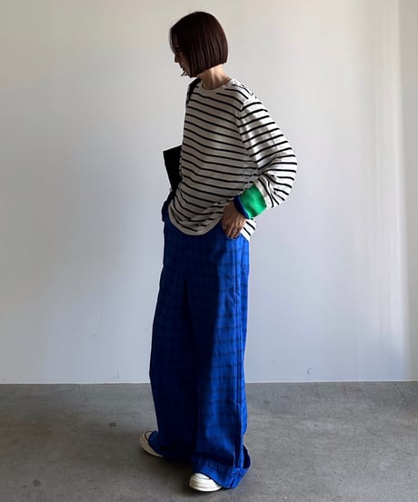 color cuff border cut sew