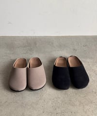suede simple slip-on