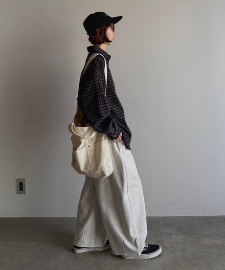 cocoon gather sweat pants