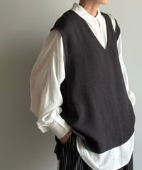 layered linen-like vest【一部予約】