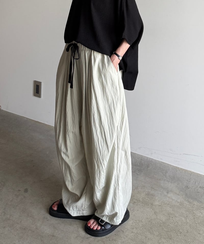 color drawstring easy pants【一部予約】 | ARULLE