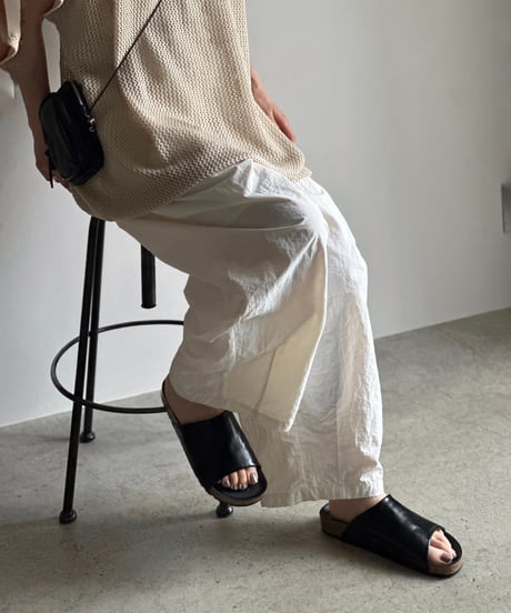 simple flat sandal