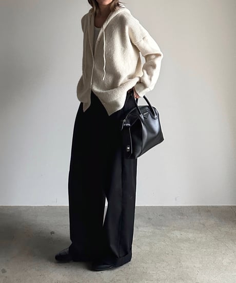 three tuck cotton slacks