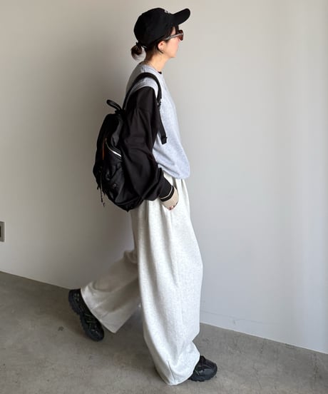 crew neck sweat vest