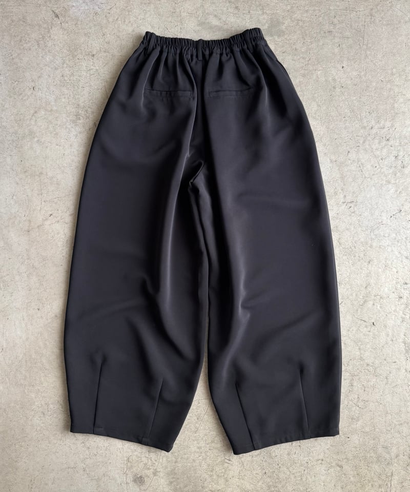 two tuck cocoon pants (set up対応) | ARULLE