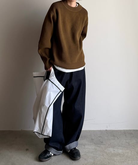 diver crew neck knit
