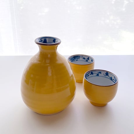 【波佐見焼】西海陶器　黄交趾 盃　酒器/おちょこ