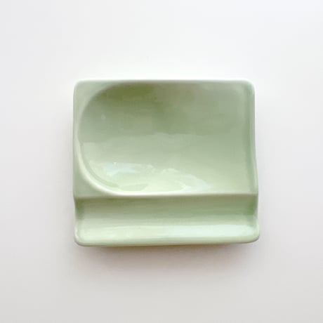【波佐見焼】aiyu（アイユー）重宝皿　若草釉　箸置き＆醤油・薬味皿【メール便アイテム】