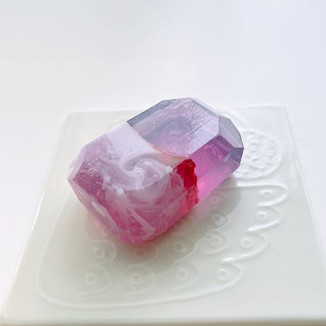 森石鹸　宝石石鹸 アメジスト　ブルガリア産真正ラベンダー精油の香り 55g/1個