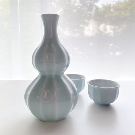【有田焼】西海陶器青磁釉 盃　/酒器