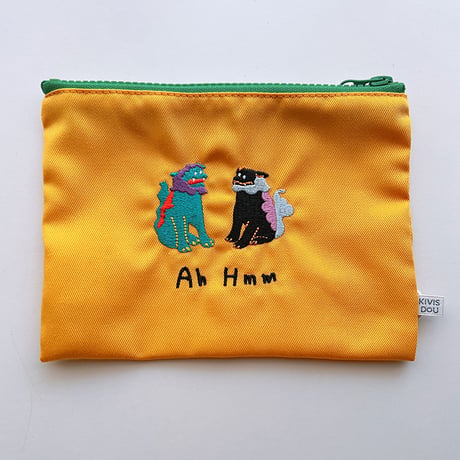 KIVISDOU　コミカル刺繍 ポーチ　イエロー　かわいい狛犬ペア　【メール便対応】