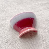 【波佐見焼】西海陶器くらわんか碗 箸置　ダークピンク　箸置き はしおき カトラリーレスト【メール便アイテム】